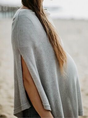 We Are Amma The Cocoon Nursing Cover in Light Gray